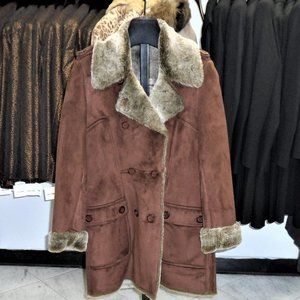 DESIGNERS COAT    LINING FAUX FUR    NWOT